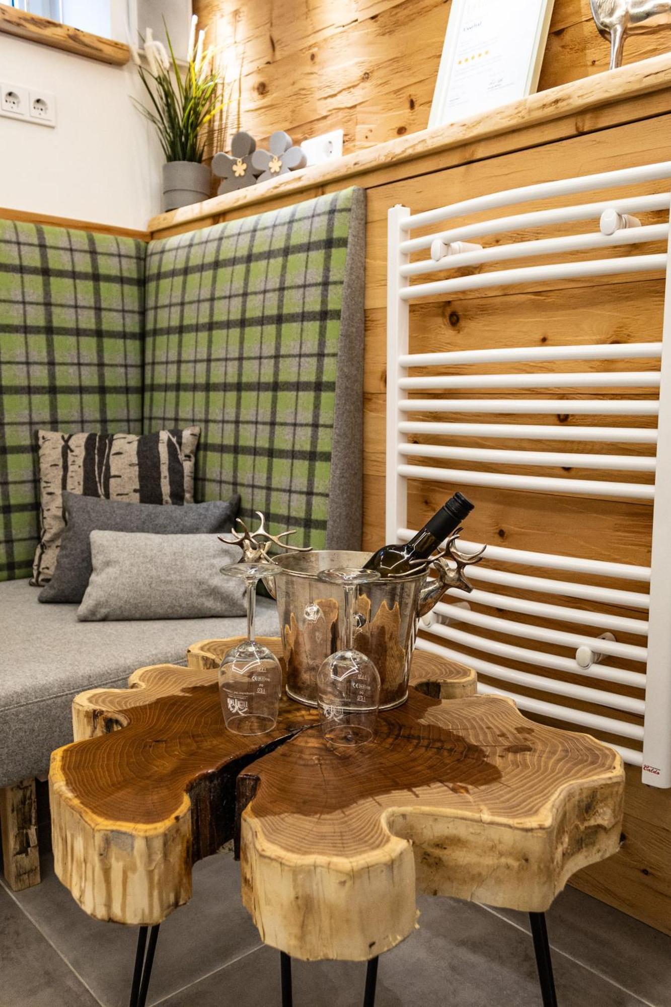 Ferienwohnung Im Usseltal - Zirben Spa - Monheimer Alb - Altmuehltal - Familie Geyer Daiting Monheim  Eksteriør billede